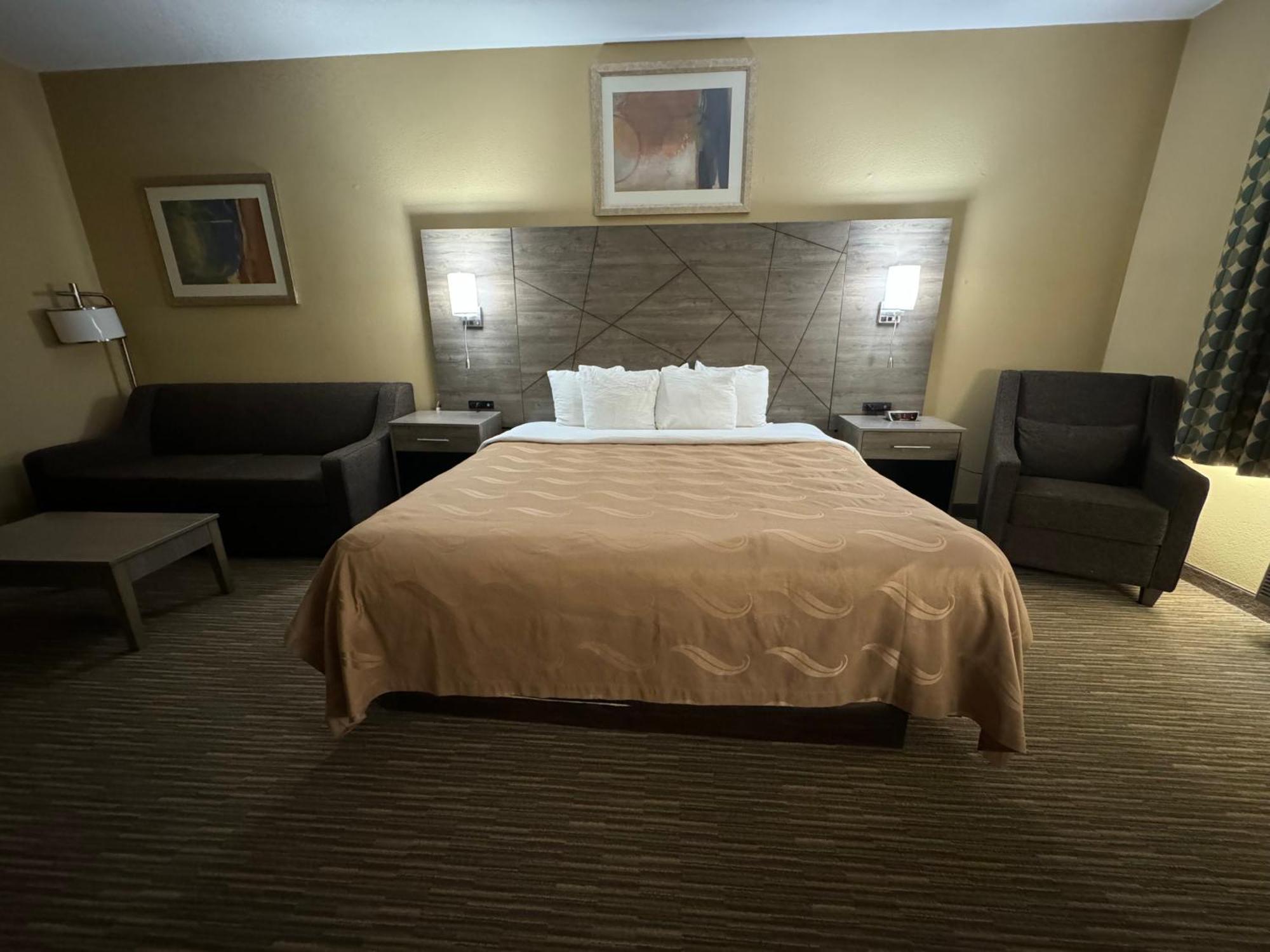 Quality Inn Near I-72 And Hwy 51 Forsyth Exterior photo